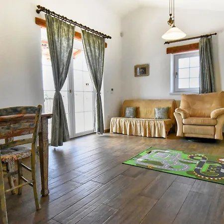 Manuela By Rent Istria