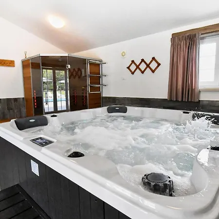 Manuela By Rent Istria *