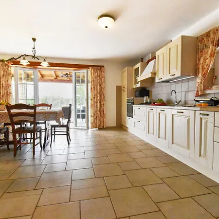 Manuela By Rent Istria *